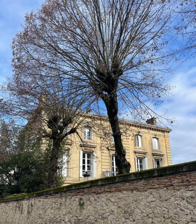 Hotel Chateau Des Jacobins Agen Exterior photo