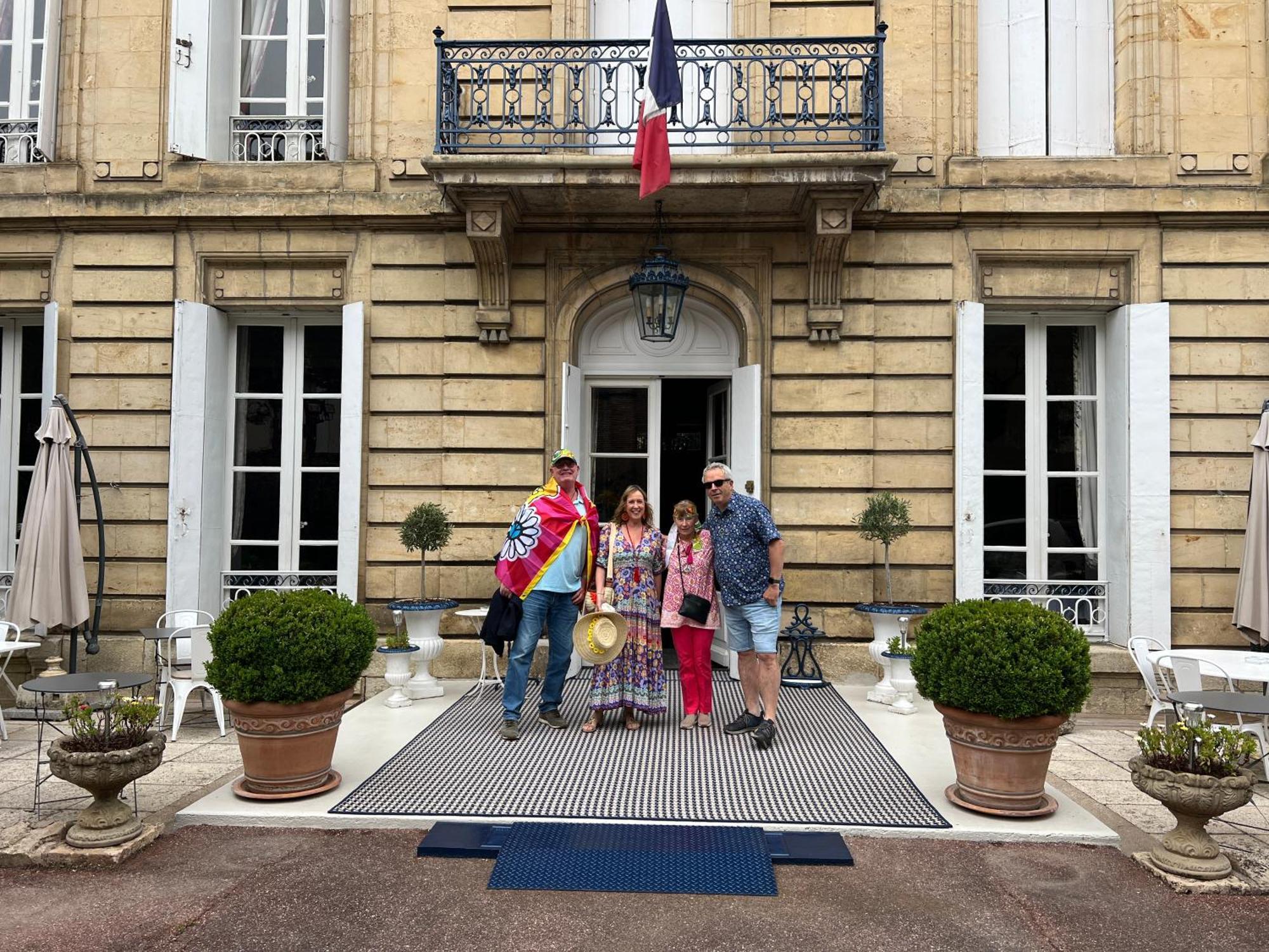 Hotel Chateau Des Jacobins Agen Exterior photo